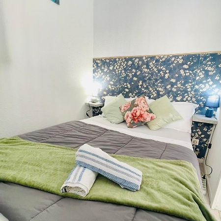 Joli Appartement Avec Piscine Sète Eksteriør bilde