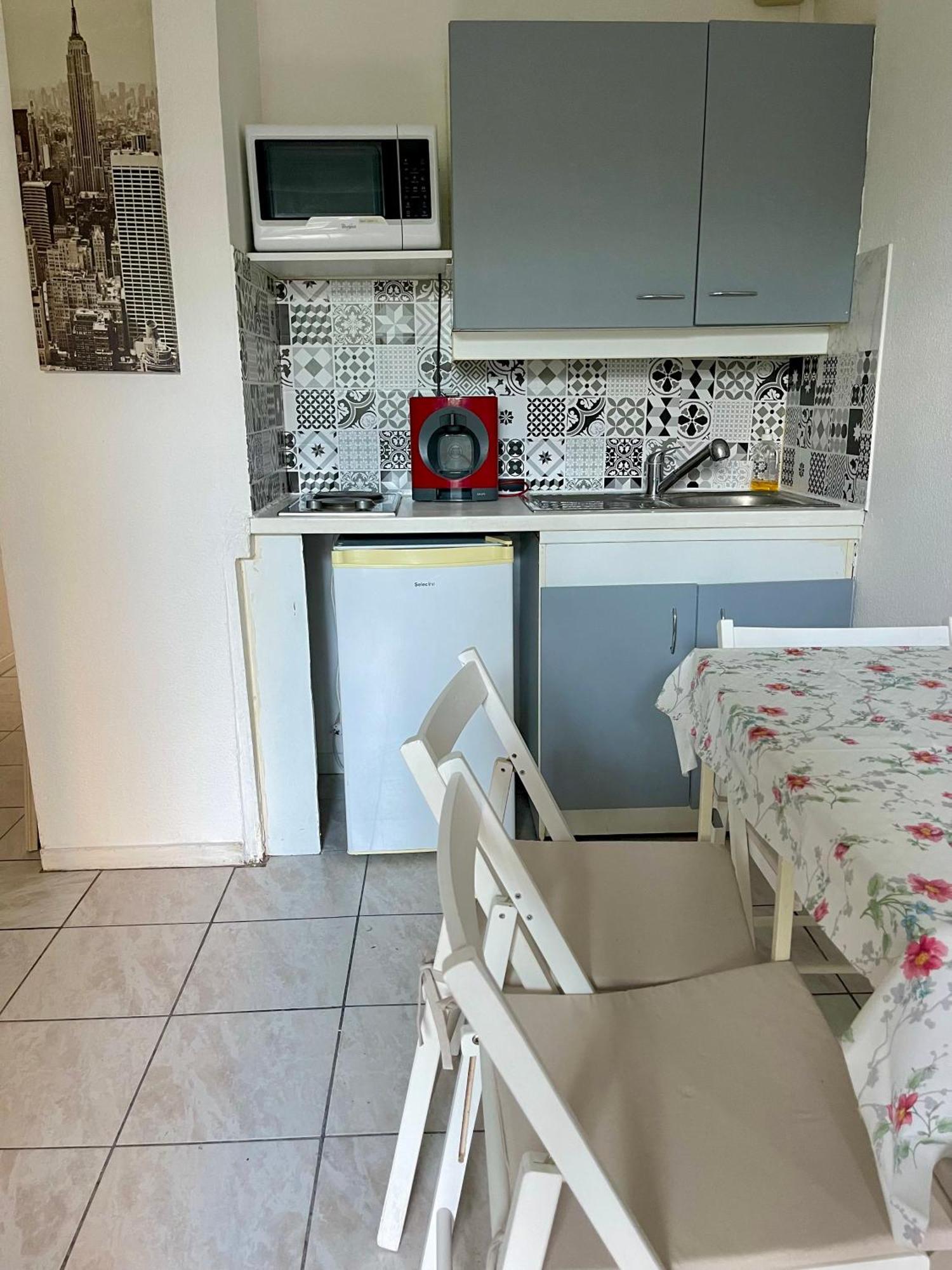 Joli Appartement Avec Piscine Sète Eksteriør bilde