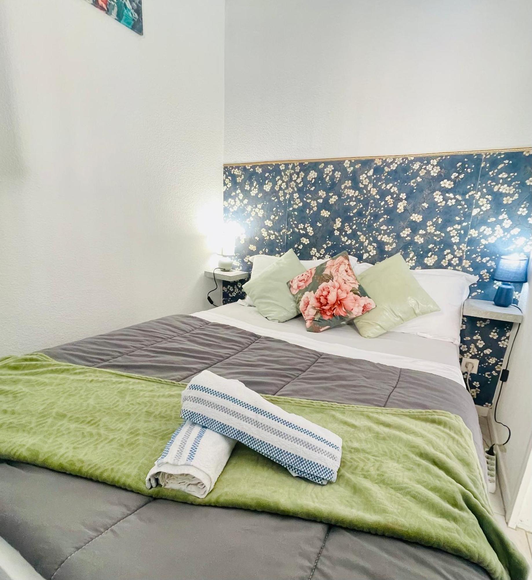 Joli Appartement Avec Piscine Sète Eksteriør bilde